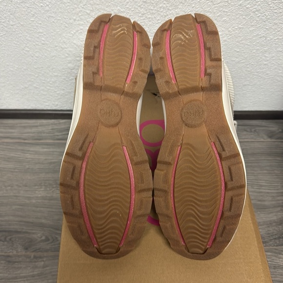 Ryka Women's Brae 2 Water-Resistant Cold Weather Boots - Picture 6 of 9